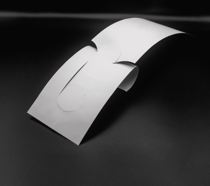 Specialist traceability tag designed by Piroto